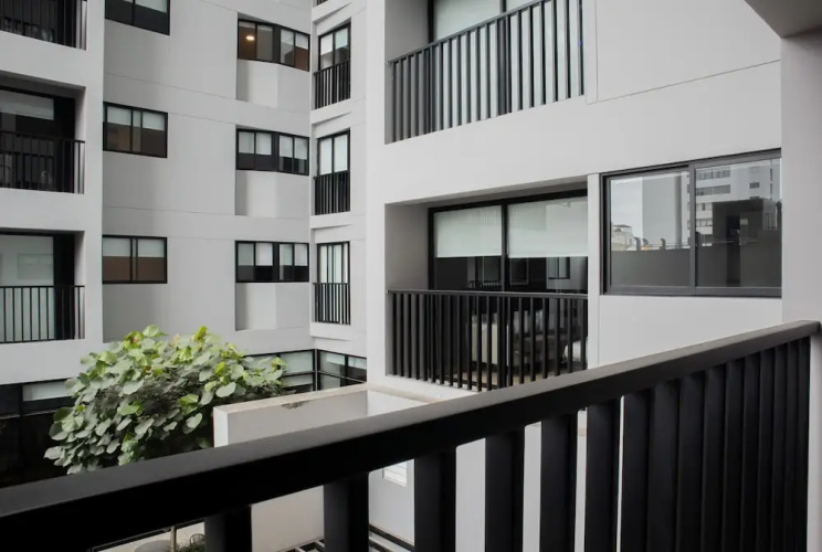 W Dazzling 2br W/ Balcony In Miraflores - Lima