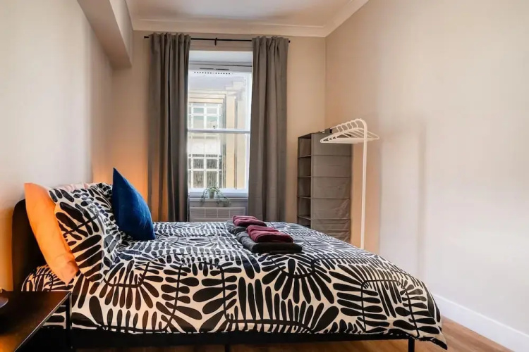 2 Bed Flat - Town Centre
