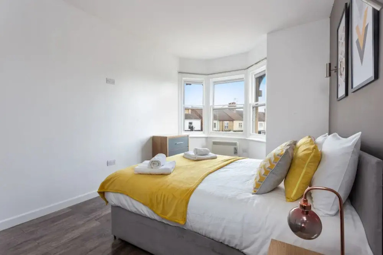 Modern Executive Apartment Peterborough