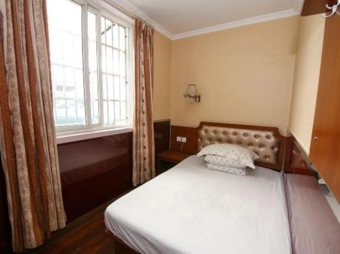 Gulou Holiday Inn