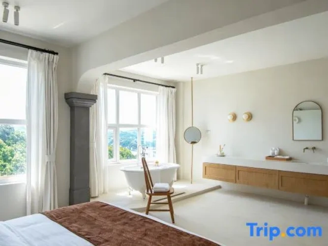 2 Bedrooms Deluxe Suite
