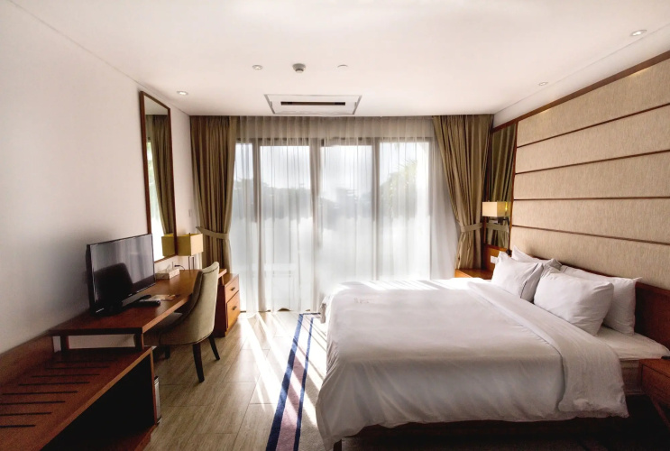 Lv8 Resort Hotel