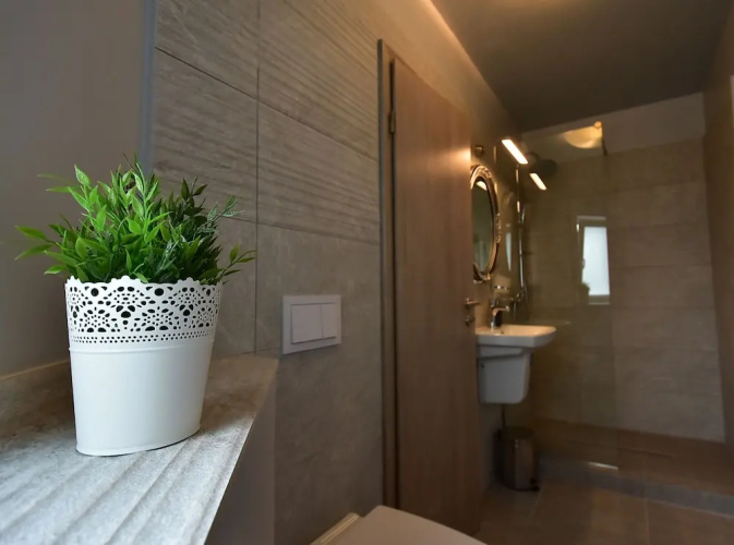 Green Wood Residence