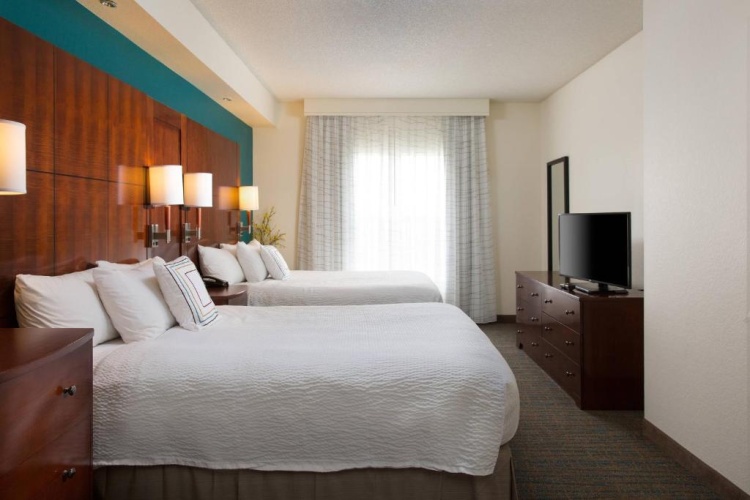 2 Bedrooms Suite