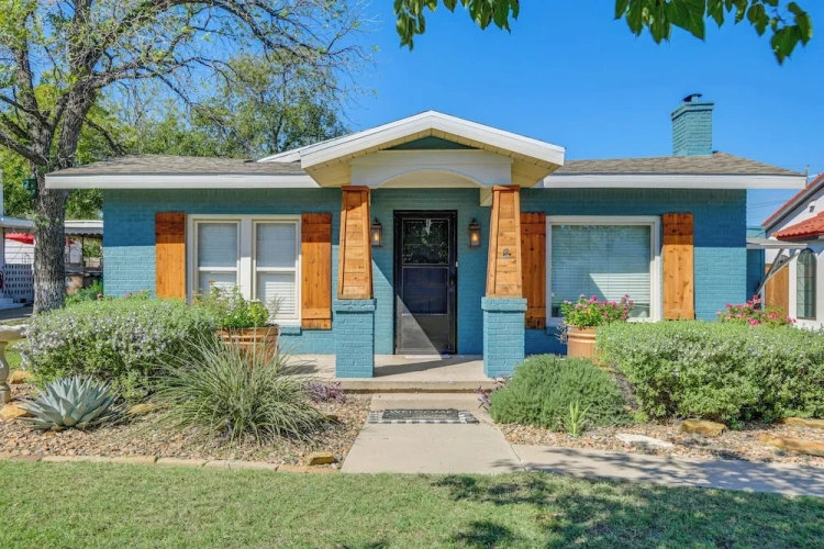 2 Bedrooms Cottage