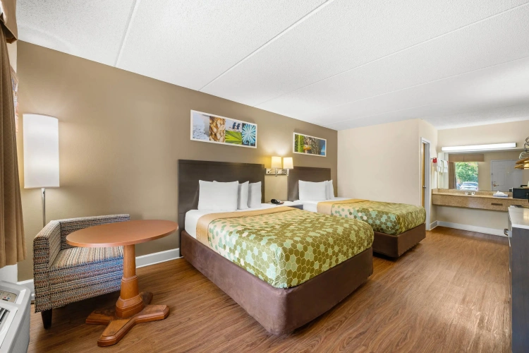 Standard Quadruple room