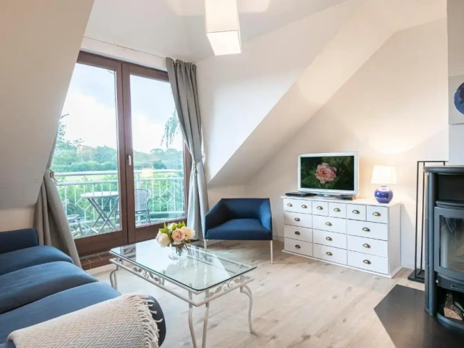 3 Bedrooms Apartment