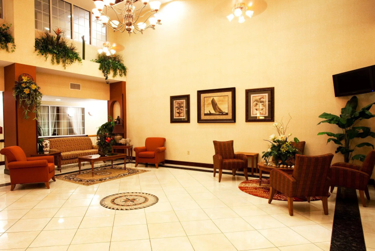 Holiday Inn Express & Suites Spring Hill by IHG