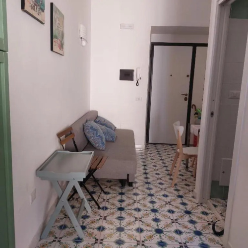Monolocale su corso pedonale minimo 20 notti