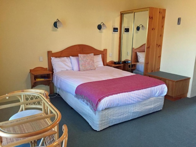 Economy Double room with view