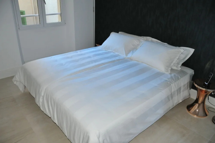 3B Apartment - 19 Rue des Etats Unis