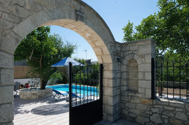 Silver Gem Villa With Private Pool