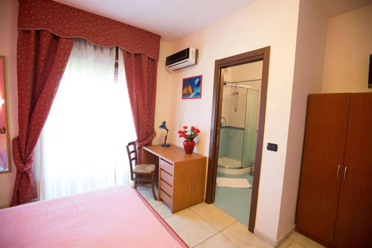 Hotel De Rosa
