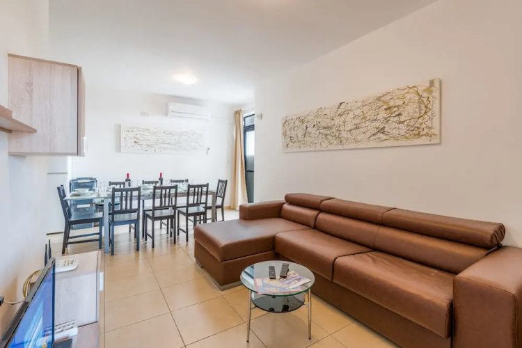 GetawaysMalta - Seashells 2-Bedroom Apartment in Bugibba