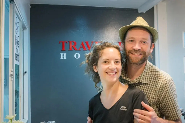 The Traveller Hostel - Adults Only