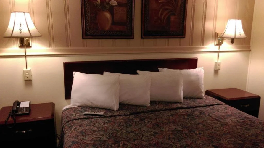 Amherst Inn - Virginia