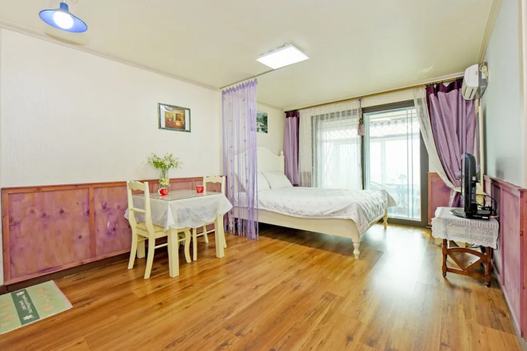 Nearby Cloud Pension