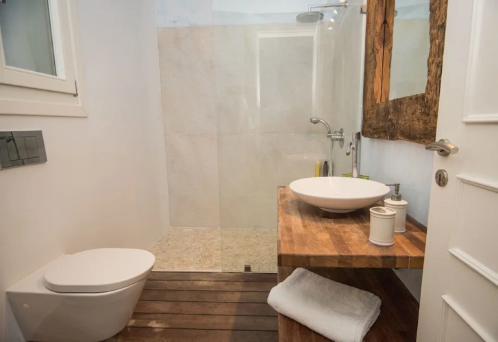 2 Bedrooms Comfort Cottage beachfront