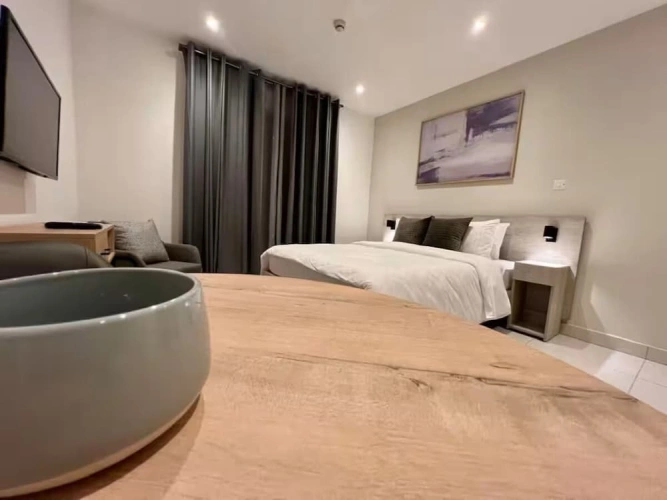 2 Bedrooms Executive Suite with balcony
