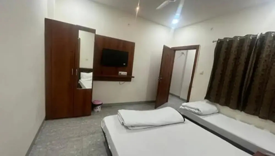 Goroomgo Garima Ujjain