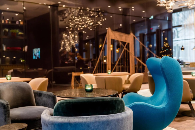 Motel One Köln-Altstadt
