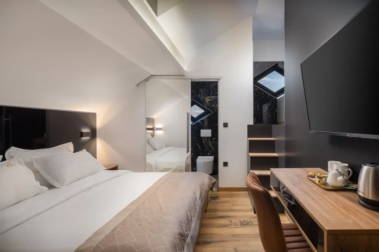 Luxury Multiple Bedrooms Double room with sea facing