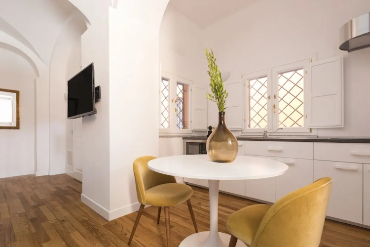 Central Vaticano Suites by Sonder