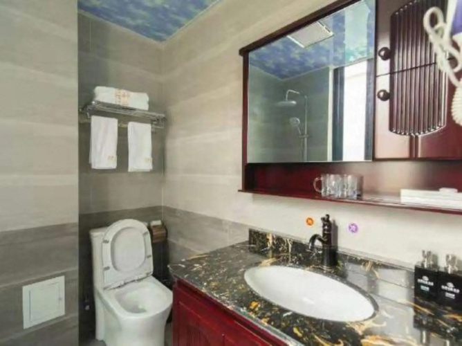 Hanya Theme Hotel