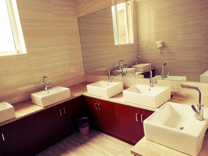 Dream Traveler Hostel