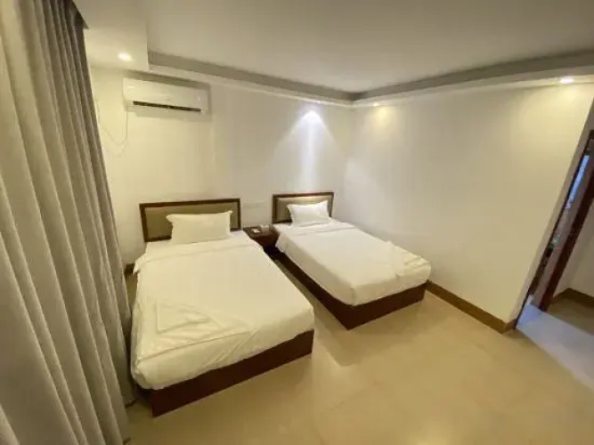 Ya Ou Guest House(សណ្ឋាគារ អាស៊ូរ៉ូប៊ីត)