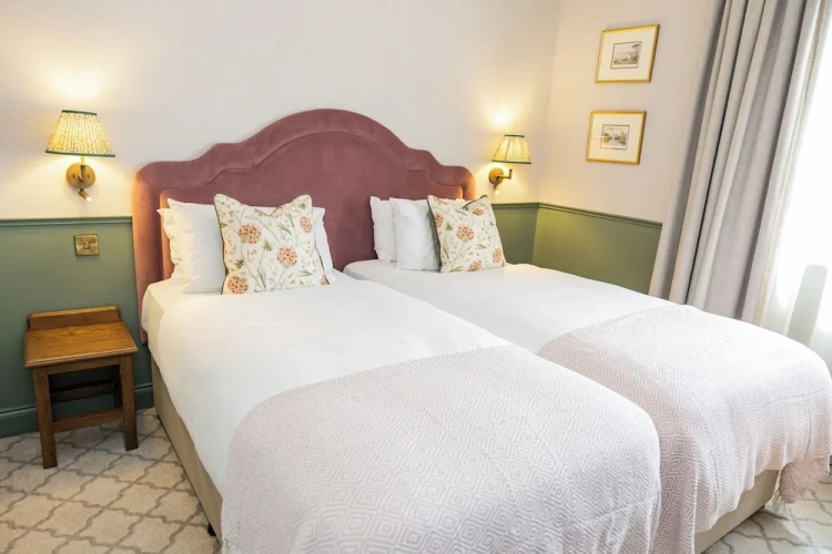 Superior Twin room