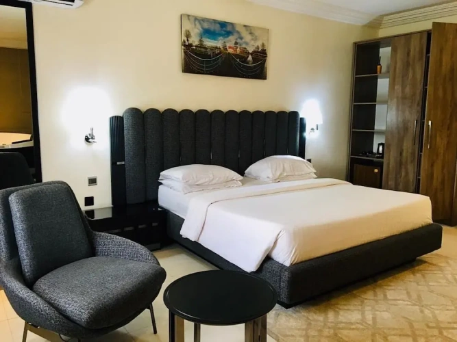 Premier Suite