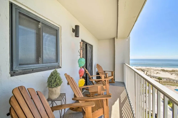 2 Bedrooms Apartment with balcony