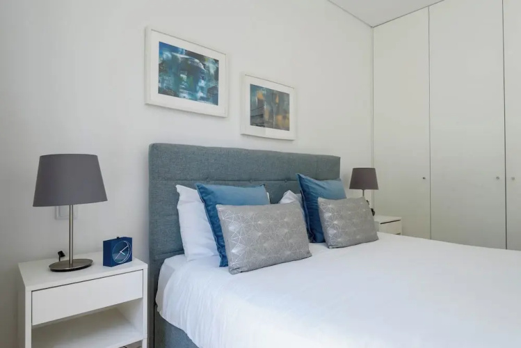 Almad3 Stylish Almada Hide-away