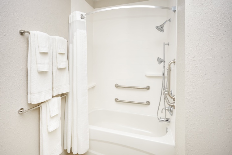 Holiday Inn Express & Suites Chicago North Shore - Niles photo 9