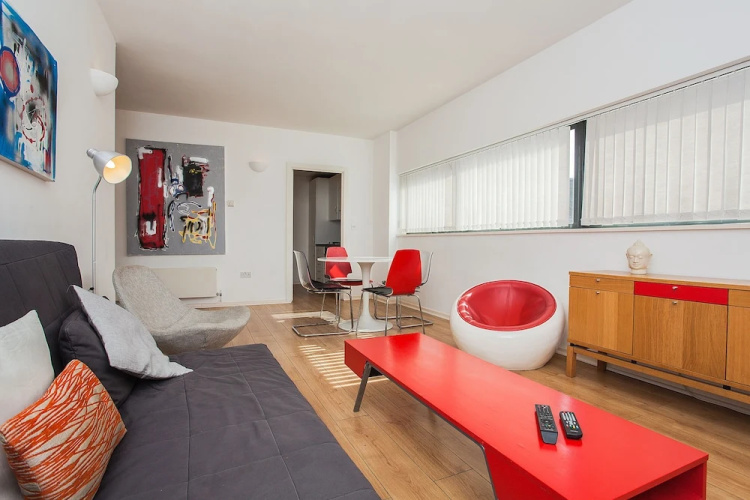 Modern 2 Bedroom Flat In West Ham