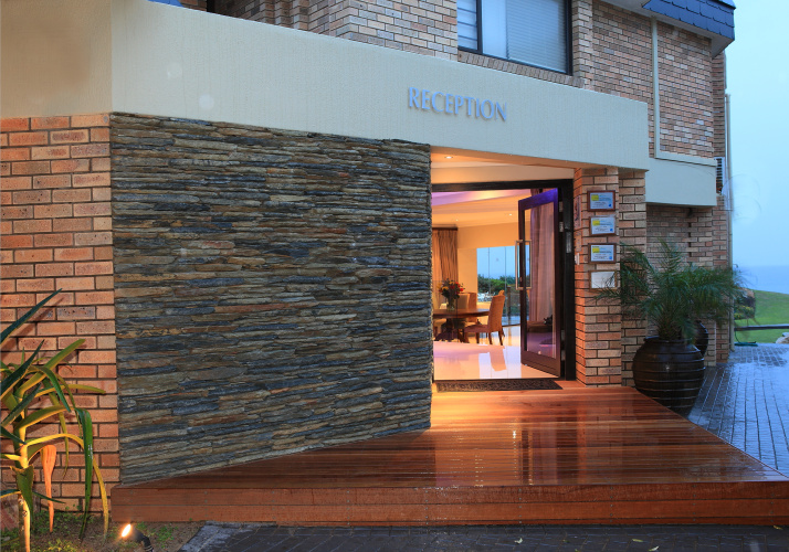African Oceans Manor On Beach - Mossel Bay
