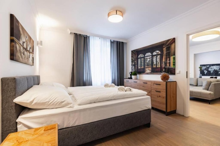 1 Bedroom Apartment