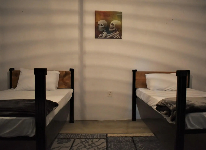400 Rabbits Hostel