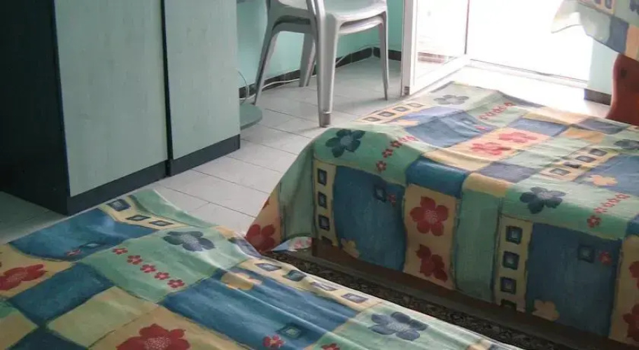 Eli Guest House
