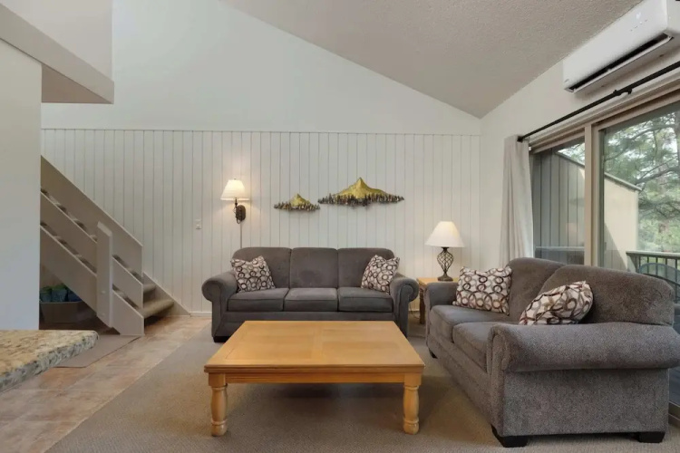 Ponderosa Resort Condo for 6!