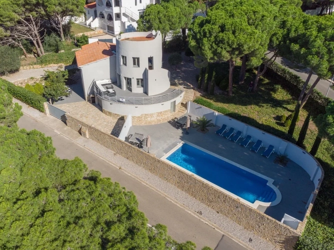Villa