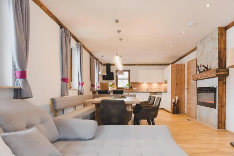 Chalet im Dorf