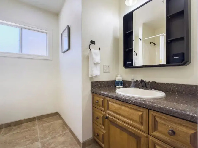 Chandler oasis with pool & hot tub