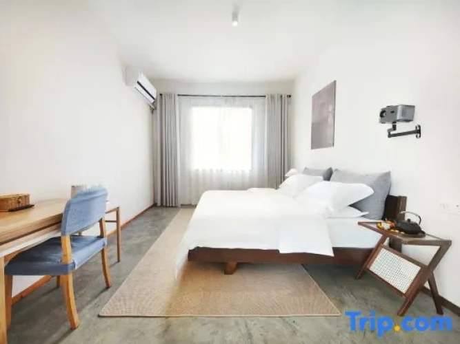 Standard Double Suite with river view