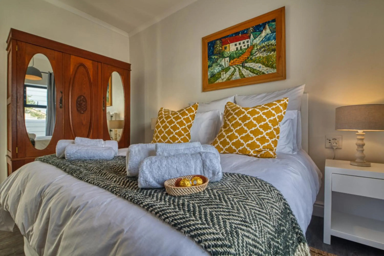 Amia House Struisbaai