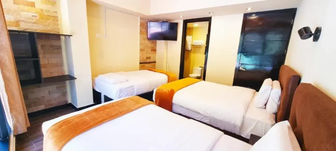 Standard Triple room