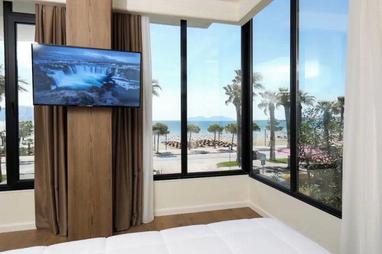Adore Boutique Hotel