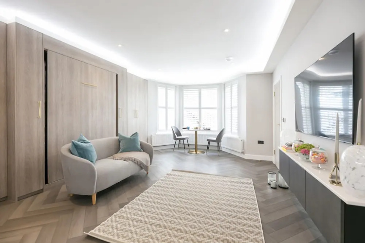 Urban Chic - Nevern