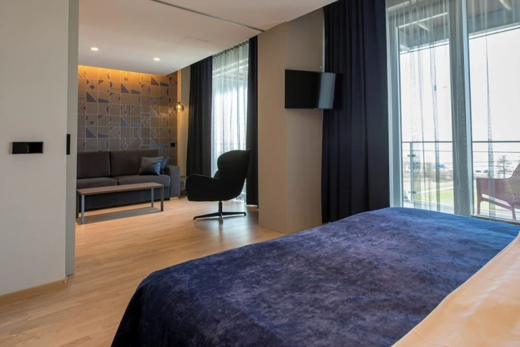 Suite with balcony